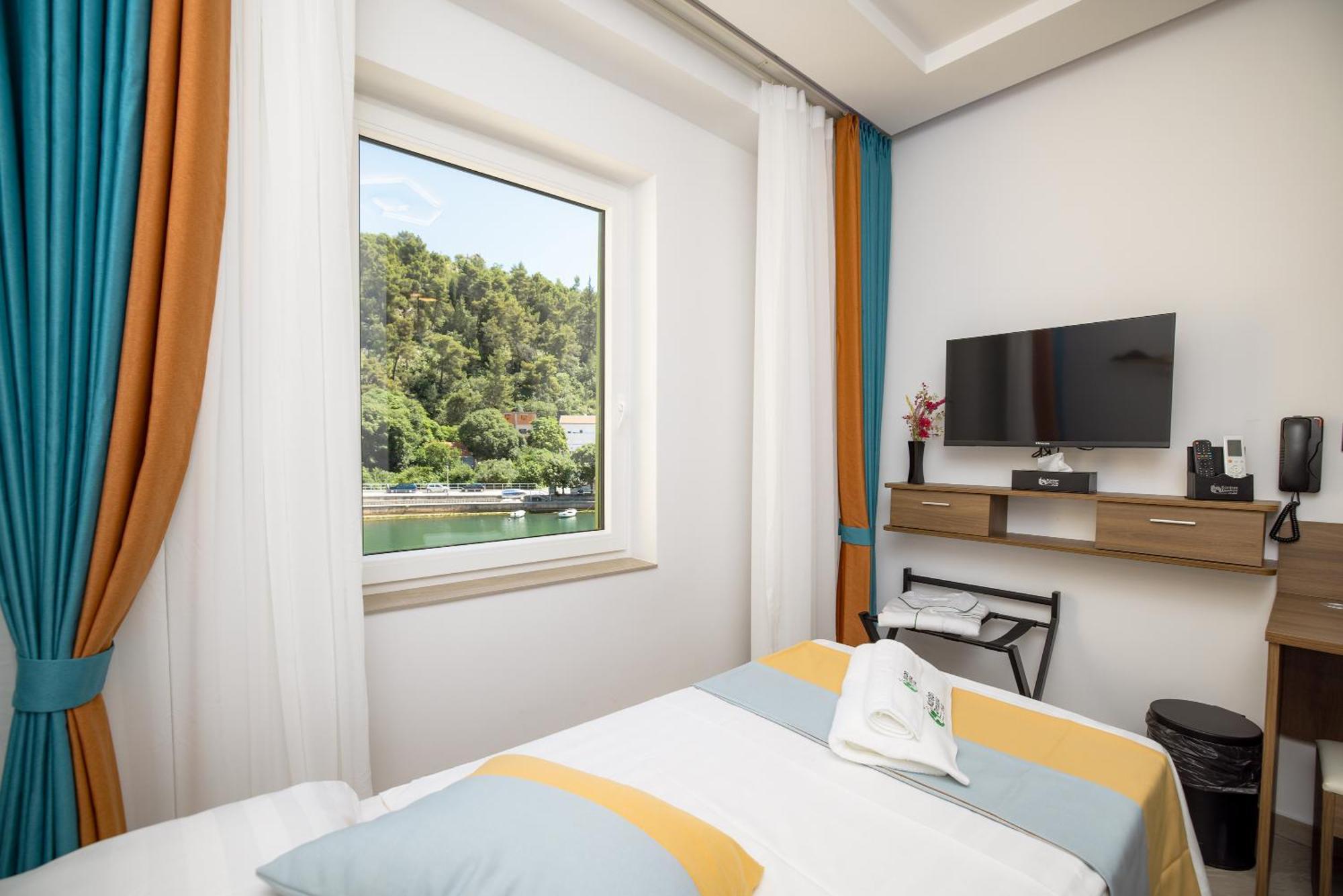 Hotel Kanjon Zrmanje أوبروفاتش المظهر الخارجي الصورة